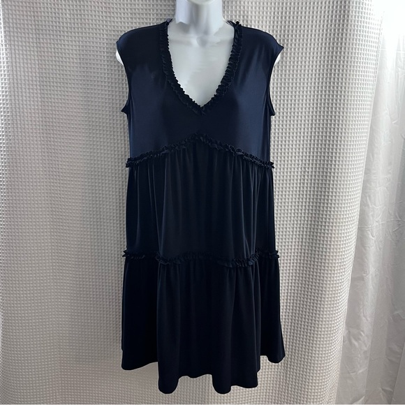 Violet weekend ladies Black Ruffled Dress size medium - Picture 1 of 7